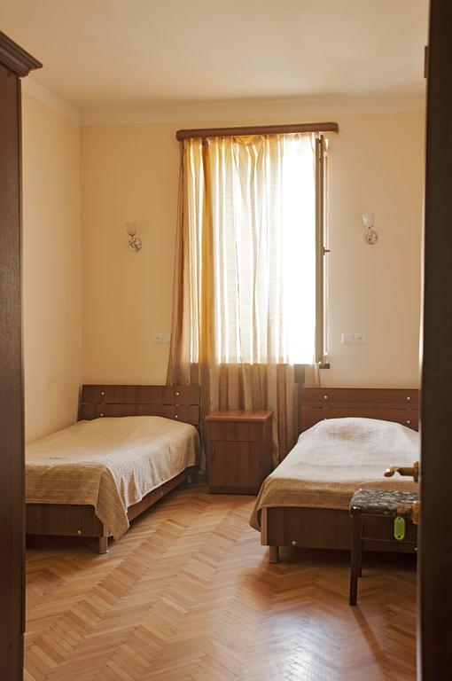 Galavnis Kari Hotel Siğnaği Dış mekan fotoğraf