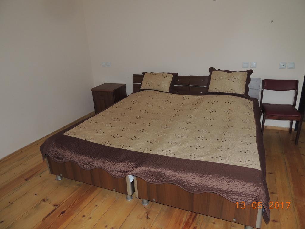 Galavnis Kari Hotel Siğnaği Dış mekan fotoğraf
